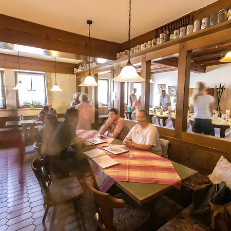 Landgasthof Sternbrau Guest house 2*